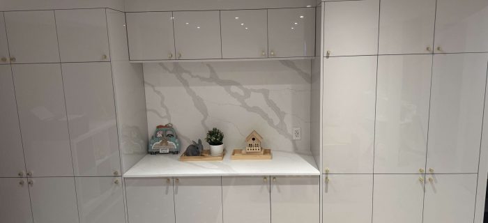 white-cabinets-marble white-cabinets-marble
